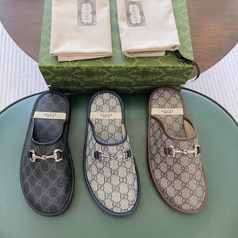 Dép sục Gucci họa tiết monogram full tag móc khóa Vàng Like Authentic on web fullbox bill thẻ phụ kiện