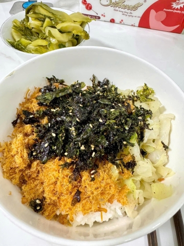 Rong Biển Vụn Hàn Quốc Có Vừng Vị Dầu Oliu Trộn Cơm Ăn Liền 70g Rong Biển Vụn Hàn Quốc Có Vừng Vị Dầu Oliu Trộn Cơm Ăn Liền 70g