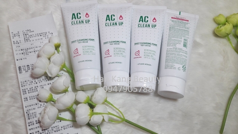 Sữa Rửa Mặt giảm mụn cân bằng độ ẩm Etude House AC Clean Up.