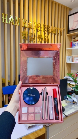 Bộ trang điểm Clio Express your Own Confidence Special Makeup 6 Món Bộ trang điểm Clio Express your Own Confidence Special Makeup 6 Món