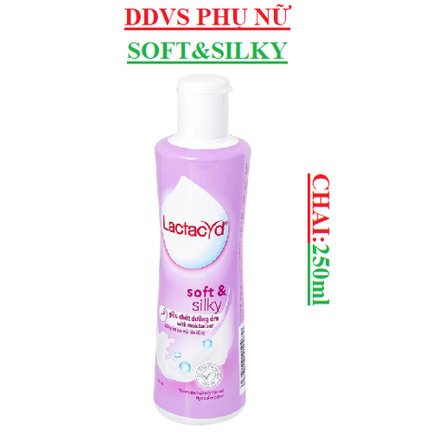 Dung dịch vệ sinh phụ nữ  dưỡng ẩm soft & silky lactacyd chai 250ml