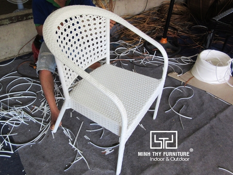Cách Minh Thy Furniture tạo ra những mẫu ghế cafe mây nhựa chất lượng