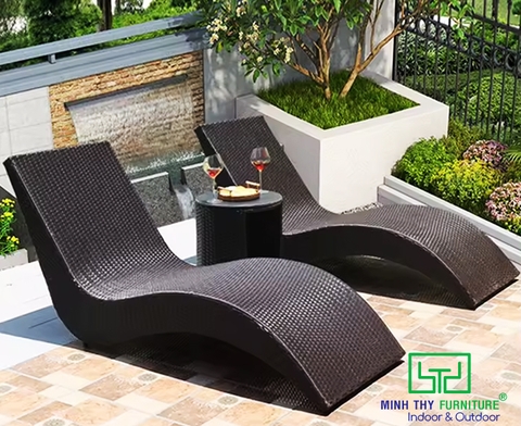 Cách Chọn Ghế Nằm Hồ Bơi Phù Hợp Cho Hồ Bơi Gia Đình