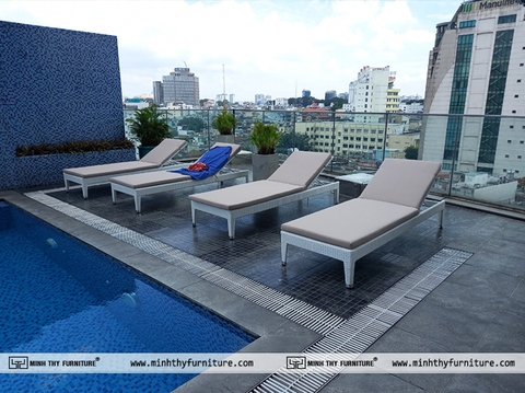 Pullman Saigon Centre chọn Minh Thy cung cấp ghế hồ bơi