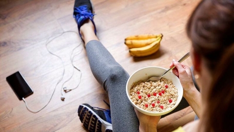 Tăng cường sức khỏe bằng cách tập thể dục trước khi ăn sáng