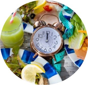 Ăn nhanh và ăn khuya có thể gây tổn hại cho sức khỏe