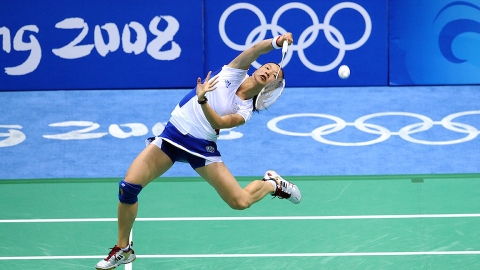 Tập chơi cầu lông