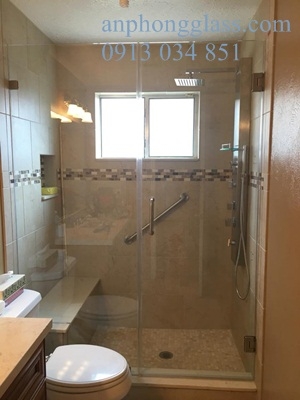 Lắp vách tắm kính tại Hà Nội