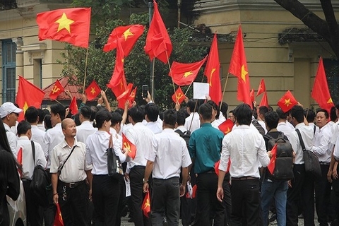 Khi hiệp hội xe ngựa, xe đạp, ô tô có thể kiện máy bay chở khách