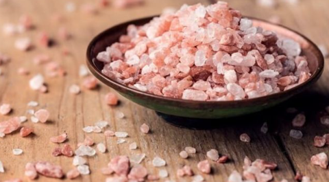 Ngâm Chân Với Muối Hồng Himalaya: Công dụng và cách dùng hiệu quả