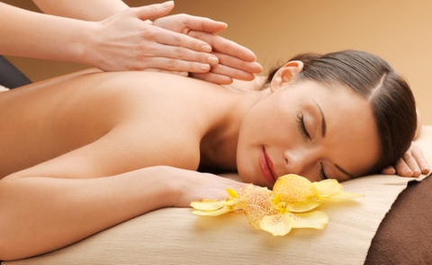 Liệu pháp massage không chỉ thư giãn mà còn giúp bạn trị bệnh