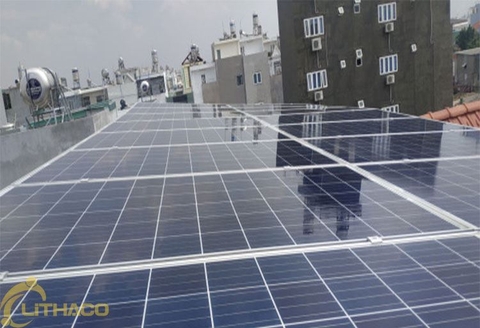 Hệ thống ĐMT hòa lưới công suất 2.24 KWP được lắp đặt cho gia đình anh Tuấn tại Tp. HCM