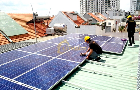 Hệ thống điện mặt trời hòa lưới 5kWp cho hộ gia đình anh Hiền tại Quận 7 TPHCM