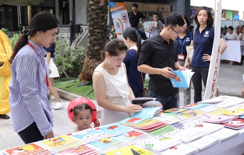Sách Ehon Wabooks trong thế giới đồ chơi an toàn và phát triển tư duy cho trẻ em