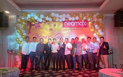 Thành phố Hồ Chí Minh: Mở đầu chuỗi sự kiện Neomax - Gặp gỡ cuối năm!