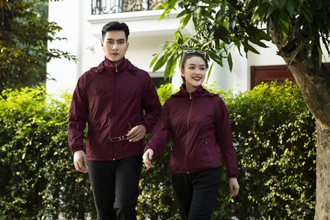 Áo gió nữ Cardina mầu đỏ đô size S