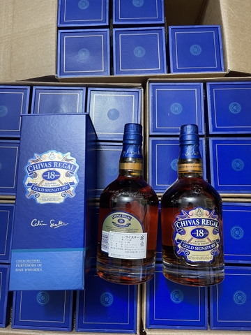 Rượu Chivas 18 Regal xanh 750ml Nhật Bản