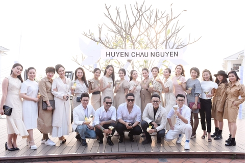 Các ngôi sao xuất hiện tại 𝐓𝐄𝐀 𝐏𝐀𝐑𝐓𝐘 𝐅𝐀𝐒𝐇𝐈𝐎𝐍 𝐇𝐂𝐍