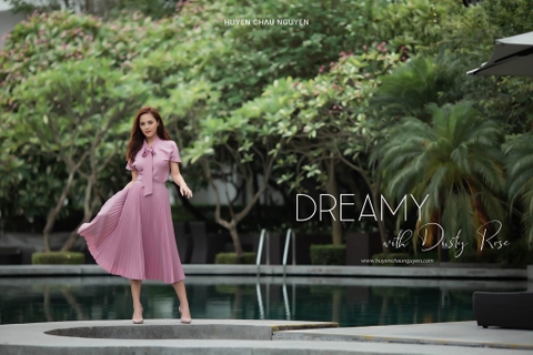 Dreamy Top & Jones Skirt - Vẻ đẹp của nàng thơ bất diệt