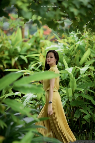 CÓ PHẢI PHỤ NỮ CÀNG MẶC ĐẸP CÀNG DỄ HẠNH PHÚC?