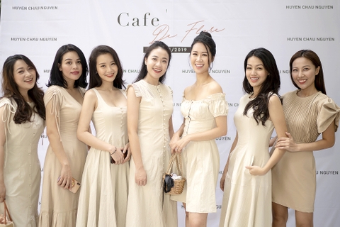Private Party | Ra mắt 𝑭𝒂𝒍𝒍 𝑪𝒐𝒍𝒍𝒆𝒄𝒕𝒊𝒐𝒏 2019 - 𝑪𝒂𝒇𝒆' 𝑫𝒆 𝑭𝒍𝒐𝒓𝒆 - HUYEN CHAU NGUYEN