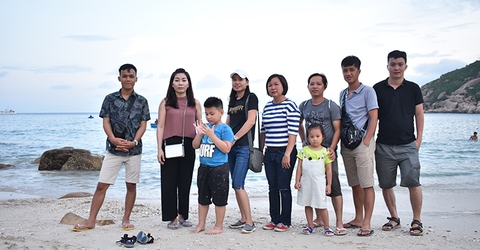 THÁNG 10 GALUP - NHỮNG CHUYỆN GIỜ MỚI KỂ