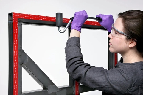 3 Sai Lầm Khi Dùng Băng Keo 3M & Cách Tối Ưu Sức Mạnh Kết Dính