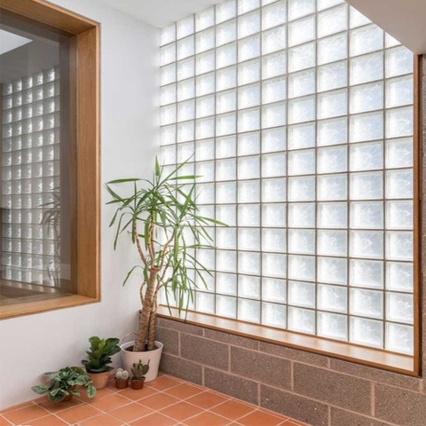 Ưu và nhược điểm của gạch kính lấy sáng bạn nên biết để dùng cho đúng
