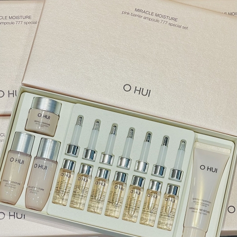 Bộ Tinh Chất Siêu Dưỡng Ẩm Ohui Miracle Moisture Ampoule 777