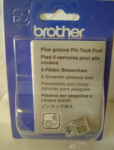 Chân vịt may 5 gân nổi Brother F037N (Pin tuck 5 Groove)