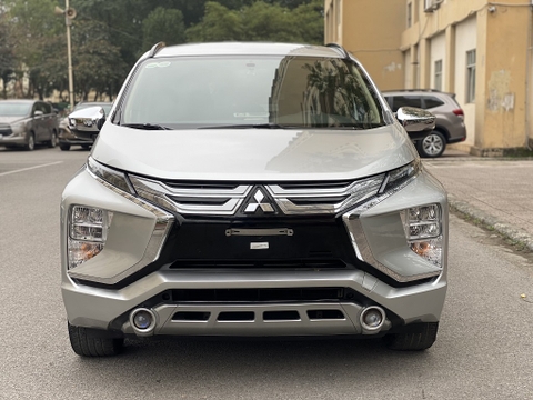 siêu mới Mitsubishi Xpander 1.5 AT sản xuất 2021,màu bạc