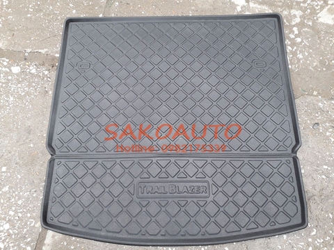 lót cốp nhựa trailblazer 2019