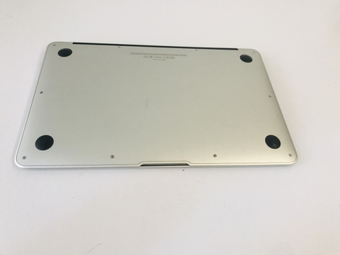 Macbook Air 11 2010, Core 2 Duo, Máy Siêu Mỏng, Rất Đẹp Nguyên Zin