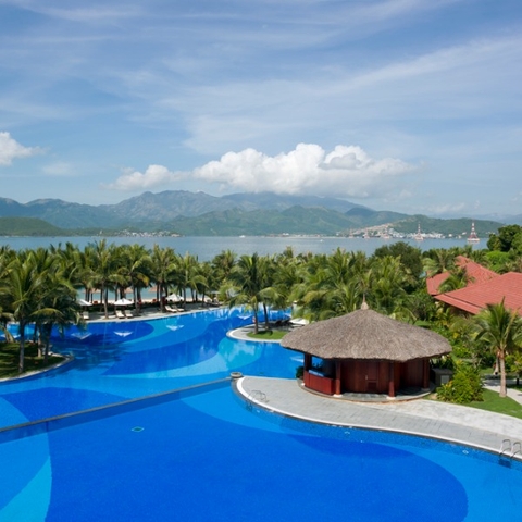 Vinpearl Luxury Nha Trang