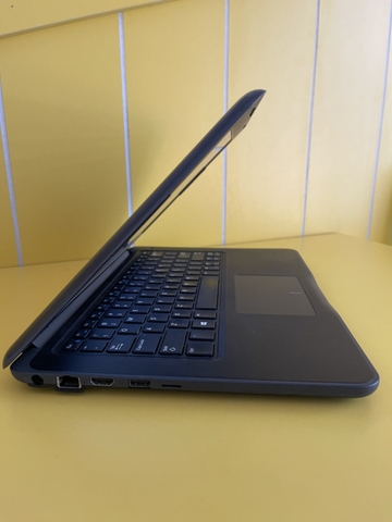 Laptop cũ Dell Latitude 3380