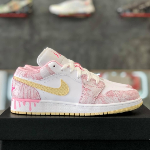 NIKE AIR JORDAN 1 LOW 'STRAWBERRY ICE CREAM' - CW7104601