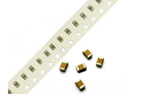 Tụ điện dán 3.3uF 0805 5% SMD ( gói 100 chiếc )