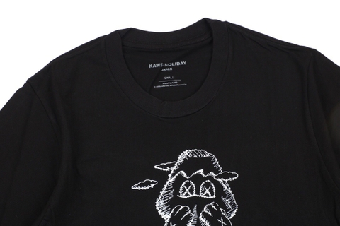 KAWS JAPAN HOLIDAY TEE black