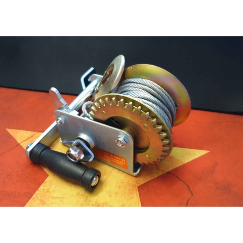 Tời quay tay là gì? Có nên mua tời quay tay hay không?