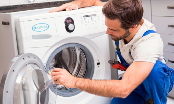 Cách vệ sinh máy giặt bằng bột vệ sinh lồng giặt