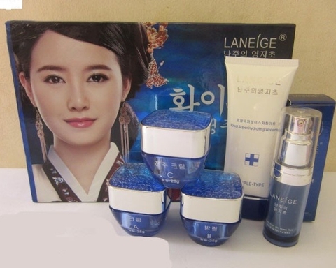 BỘ ĐẶC TRỊ NÁM TÀN NHANG LANEIGE 5 IN 1 XANH