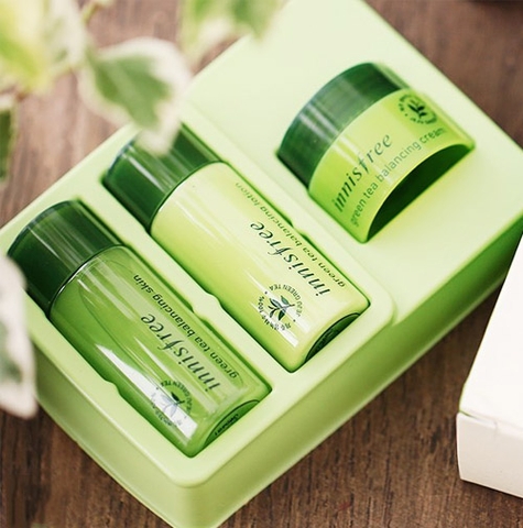 BỘ DƯỠNG DA TRÀ XANH MINI GREEN TEA BALANCING SPECIAL KIT INNISFREE