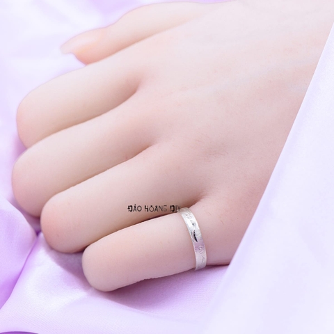 Nhẫn Bạc Cặp Đôi Nam Nữ Trơn Cách Điệu N2408300032