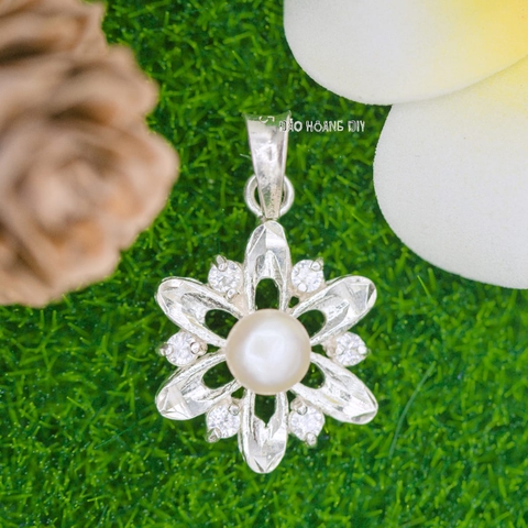 Mặt Dây Chuyền Bạc Nữ S950 Hoa Ngọc Trai Nhỏ M2409230039