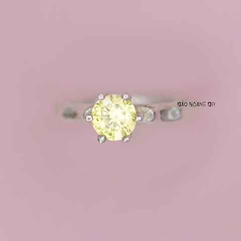 Nhẫn Bạc Trẻ Em Gắn Đá Màu Vàng N2409040065