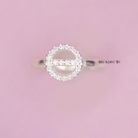 Nhẫn Bạc Trẻ Em Hình Vòng Tròn Đính Đá N2409040044