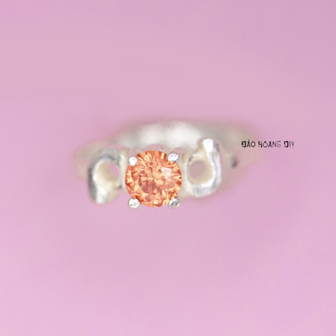 Nhẫn Bạc Trẻ Em Gắn Đá Màu Cam N2409040063