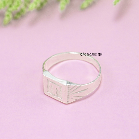 Nhẫn Bạc Trẻ Em Bé Trai Khắc Chữ Cái N2409040082