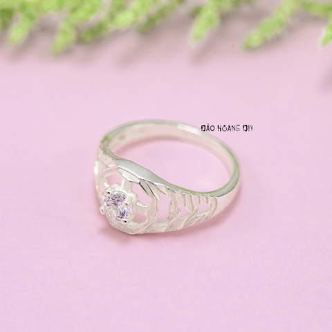 Nhẫn Bạc Trẻ Em Bé Trai Đá Màu Trắng N2409040081