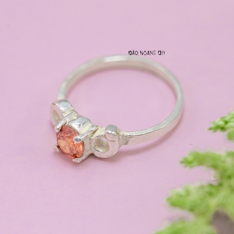 Nhẫn Bạc Trẻ Em Gắn Đá Màu Cam N2409040063